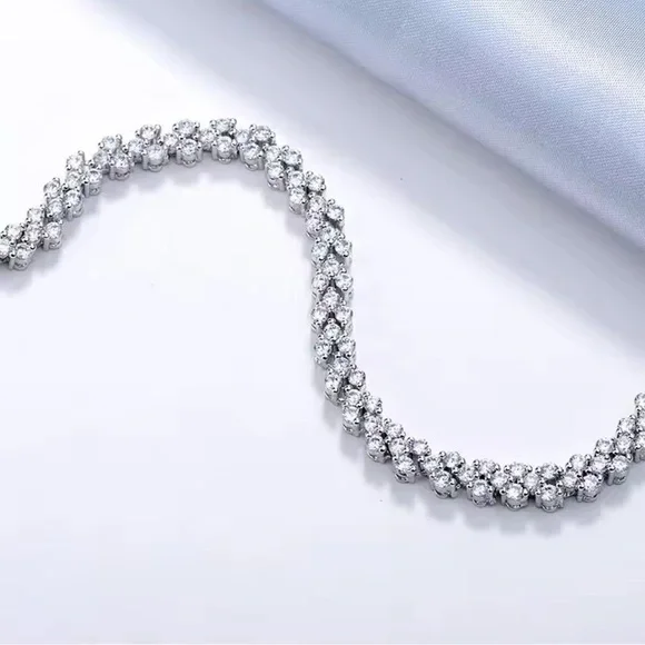 Elegant Silver White Sapphire Diamond Bracelet! - Picture 2 of 5
